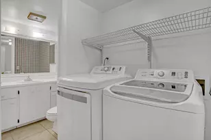 6335 Red Pine Ln, Greenacres, FL 33415 - Photo 14