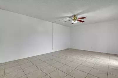 6335 Red Pine Lane #A, Greenacres, FL 33415 - Photo 4