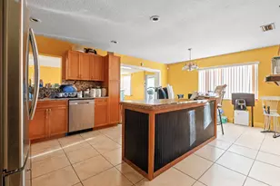 4786 Pine Cone Ln, West Palm Beach, FL 33417 - Photo 12