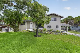 1701 SW 4th Ct, Fort Lauderdale, FL 33312 - Photo 2