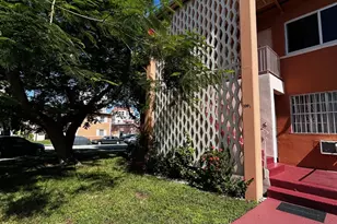 3591 SW 10th St, Miami, FL 33135 - Photo 10