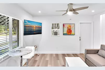 649 NE 16th Terrace, Fort Lauderdale, FL 33304 - Photo 10