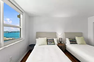 1155 Brickell Bay Dr, Miami, FL 33131 - Photo 22