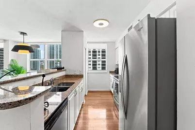 1155 Brickell Bay Drive #2802, Miami, FL 33131 - Photo 8