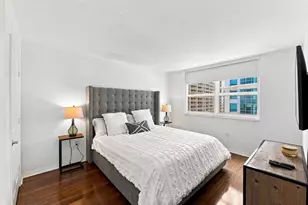 1155 Brickell Bay Dr, Miami, FL 33131 - Photo 24