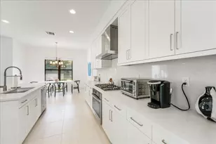 17496 Sparkling River Rd, Boca Raton, FL 33496 - Photo 4