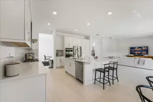 17496 Sparkling River Rd, Boca Raton, FL 33496 - Photo 6