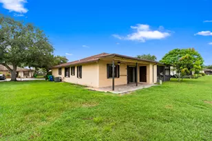 10927 NW 29th Ct, Sunrise, FL 33322 - Photo 26