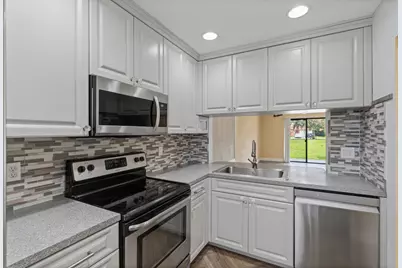 10927 NW 29th Court, Sunrise, FL 33322 - Photo 6