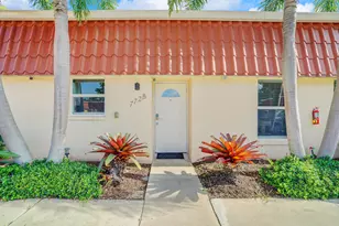 772 Nantucket Cir, Lake Worth, FL 33467 - Photo 2