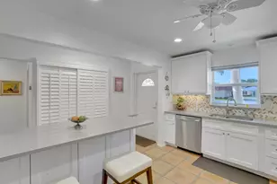 772 Nantucket Cir, Lake Worth, FL 33467 - Photo 6