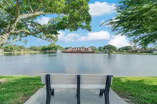 772 Nantucket Cir, Lake Worth, FL 33467 - Photo 32