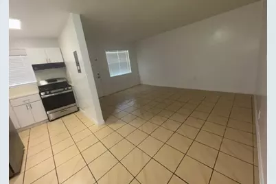 2031 NE 139th Street #6, North Miami Beach, FL 33181 - Photo 2