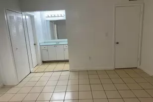 2031 NE 139th St, North Miami Beach, FL 33181 - Photo 6