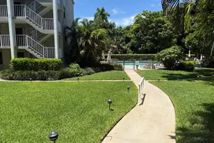 501 SW 11th Pl, Boca Raton, FL 33432 - Photo 36