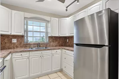 5157 Lakefront Boulevard #D, Delray Beach, FL 33484 - Photo 8