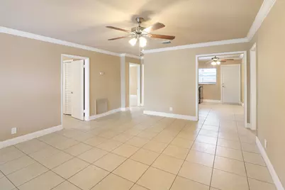 5249 NE 4th Terrace, Oakland Park, FL 33334 - Photo 4