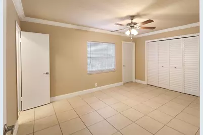 5249 NE 4th Terrace, Oakland Park, FL 33334 - Photo 10