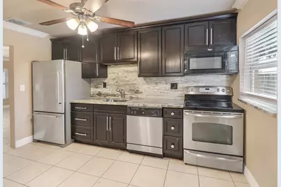 5249 NE 4th Terrace, Oakland Park, FL 33334 - Photo 6