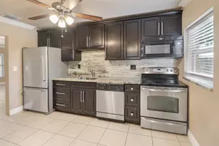 5249 NE 4th Terrace, Oakland Park, FL 33334 - Photo 6