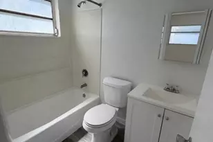 610 NE 1st Ave., Fort Lauderdale, FL 33304 - Photo 4