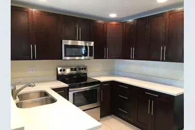 616 W Broward Street, Lantana, FL 33462 - Photo 2