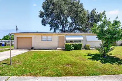 1572 Woodland Avenue, West Palm Beach, FL 33415 - Photo 2