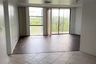 3475 N Country Club Dr, Aventura, FL 33180 - Photo 4