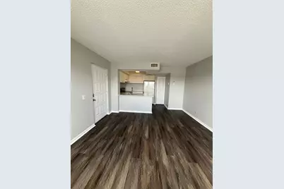 728 Executive Center Drive #21, West Palm Beach, FL 33401 - Photo 4