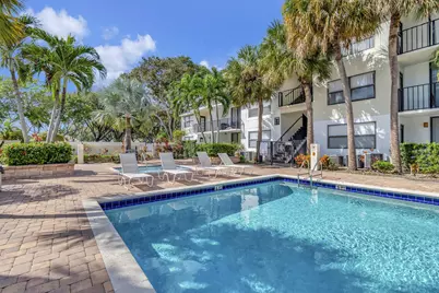 728 Executive Center Drive #21, West Palm Beach, FL 33401 - Photo 18