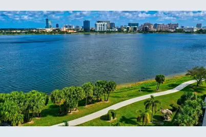 700 Executive Center Drive #25, West Palm Beach, FL 33401 - Photo 22