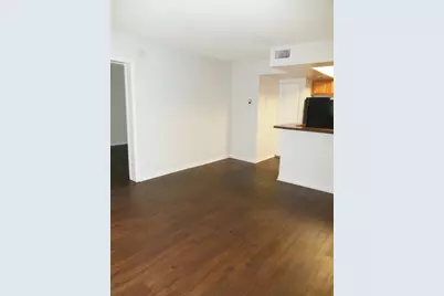 700 Executive Center Drive #25, West Palm Beach, FL 33401 - Photo 6
