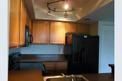 700 Executive Center Drive #25, West Palm Beach, FL 33401 - Photo 2