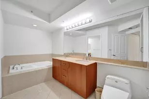 401 SW 4th Ave, Fort Lauderdale, FL 33315 - Photo 18