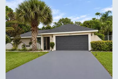 2411 SE Morningside Boulevard, Port Saint Lucie, FL 34952 - Photo 1