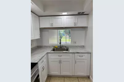115 Royal Park Drive #1F, Oakland Park, FL 33309 - Photo 2