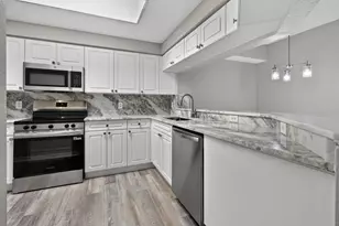 3022 Alcazar Pl, Palm Beach Gardens, FL 33410 - Photo 4