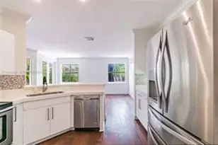 11344 NW 46th Ln, Doral, FL 33178 - Photo 4