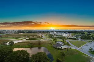 2450 Presidential Way, West Palm Beach, FL 33401 - Photo 46