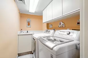 2450 Presidential Way, West Palm Beach, FL 33401 - Photo 22