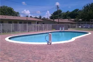 425 SW 18th Ave, Fort Lauderdale, FL 33312 - Photo 12