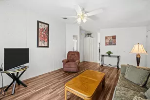 3712 Crabapple Dr, Port Saint Lucie, FL 34952 - Photo 8