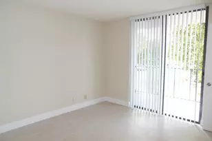 728 Executive Center Dr, West Palm Beach, FL 33401 - Photo 8