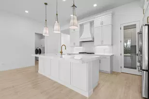 14019 Bastille St, Palm Beach Gardens, FL 33412 - Photo 6