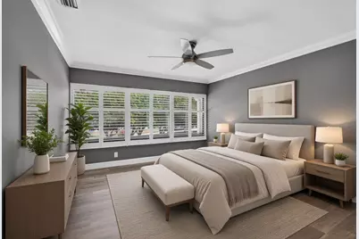 2435 Presidential Way #G, West Palm Beach, FL 33401 - Photo 2
