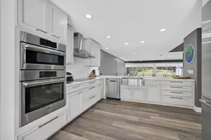 2435 Presidential Way, West Palm Beach, FL 33401 - Photo 42