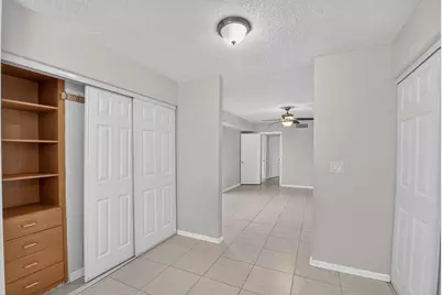744 Springdale Circle, Palm Springs, FL 33461 - Photo 32