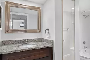 744 Springdale Cir, Palm Springs, FL 33461 - Photo 28