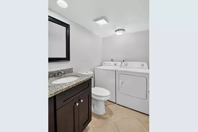 744 Springdale Circle, Palm Springs, FL 33461 - Photo 12