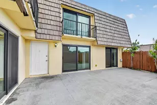 744 Springdale Cir, Palm Springs, FL 33461 - Photo 4